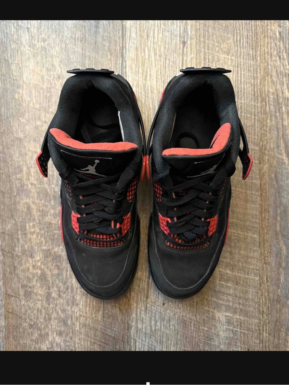 Nike Air Jordan 4 IV Retro Red Thunder Black Men’s Size 9 Sneakers Shoes